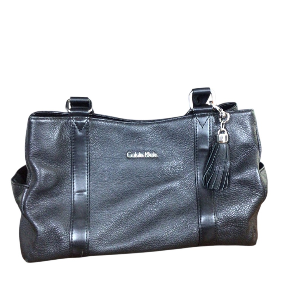 Calvin Klein Black Leather Shoulder Bag Pebbled Leather Magnetic Close